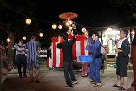 地域の盆踊り ~中切~ _e0175370_13324283.jpg