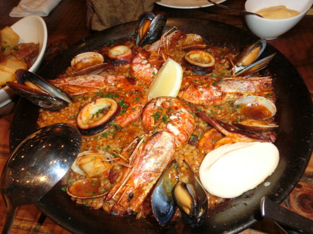 金沢 スペイン料理 ブランコ Blanco さん この坂を上れば ラブラドールジュンコと