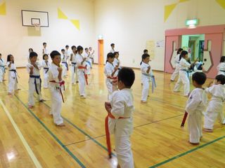 新発寒道場 今日も稽古を楽しみました!_c0118332_22525391.jpg