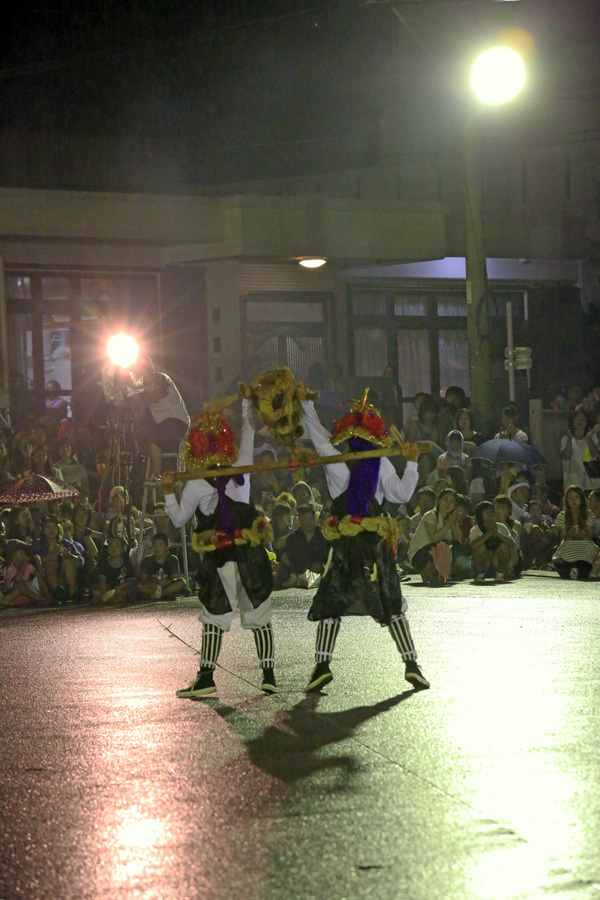 2013 第49回　喜屋武エイサー　盆踊りの夕べ_b0049152_1282733.jpg