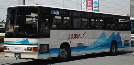 昭和自動車の西工貸切車 2題 +α_e0030537_23444181.jpg