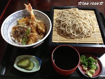 ざるそばと天丼＠空木♪_d0170639_15185754.jpg