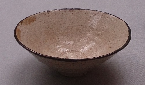 送料無料新作】 ヤフオク! - 瀬戸唐津皮鯨茶碗 茶道具 箱付 darlun.co.uk