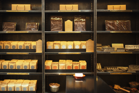 「Le Chocolat Alain Ducasse Manufacture à Paris」_d0063314_025680.jpg