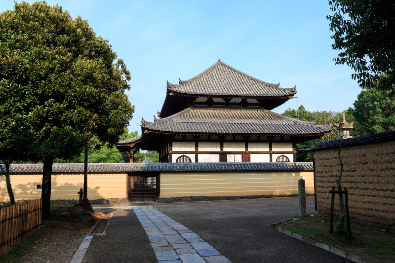 東大寺に魅せられて13　　戒壇堂とその他の建物_a0314571_19112576.jpg