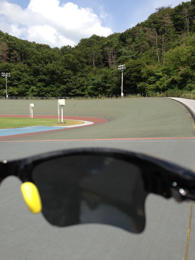 金栄堂サポート:明治大学体育会自転車部主将・西沢倭義選手アイウェアインプレッション!_c0003493_1047748.jpg
