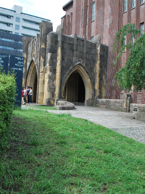 東京大学安田講堂(大正モダン建築探訪)_f0142606_18494473.jpg