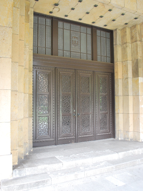東京大学安田講堂(大正モダン建築探訪)_f0142606_189018.jpg