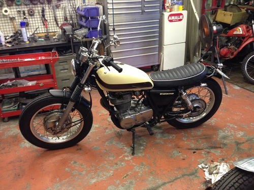 SR400カスタム H様号完成!_a0164918_1523971.jpg
