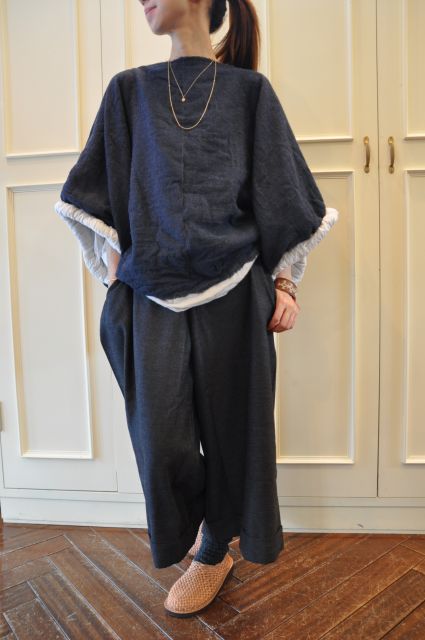 ぶらんこ乗り DANIELA GREGIS. だにえらぐれじす_b0110582_20312419.jpg