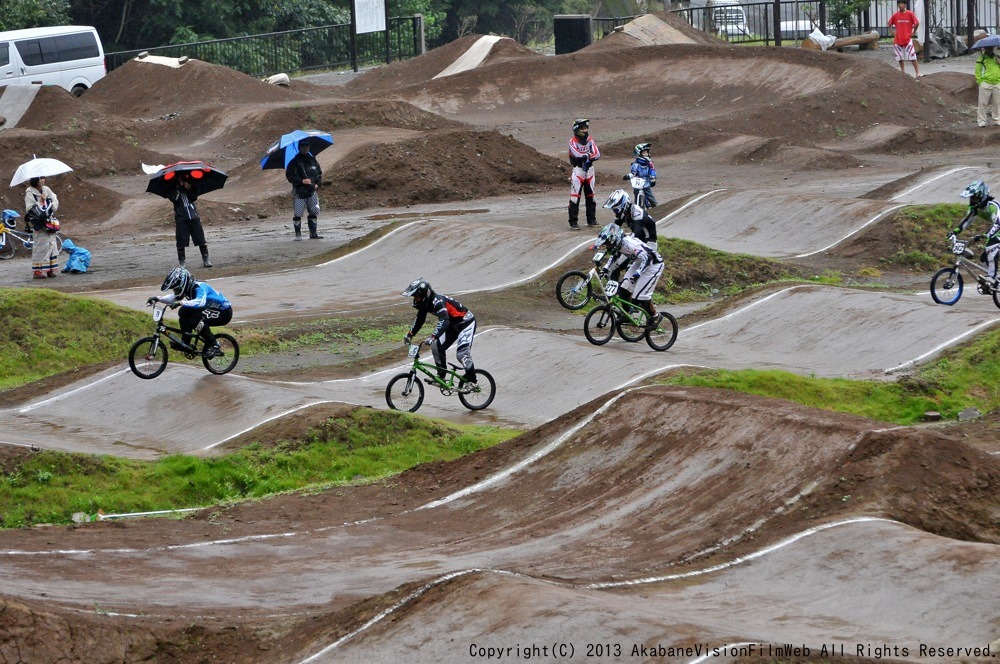 2013 JBMXFジャパンシリーズ 第４戦東日本シリーズ 第2戦秩父大会vol1：エリート決勝_b0065730_2057768.jpg