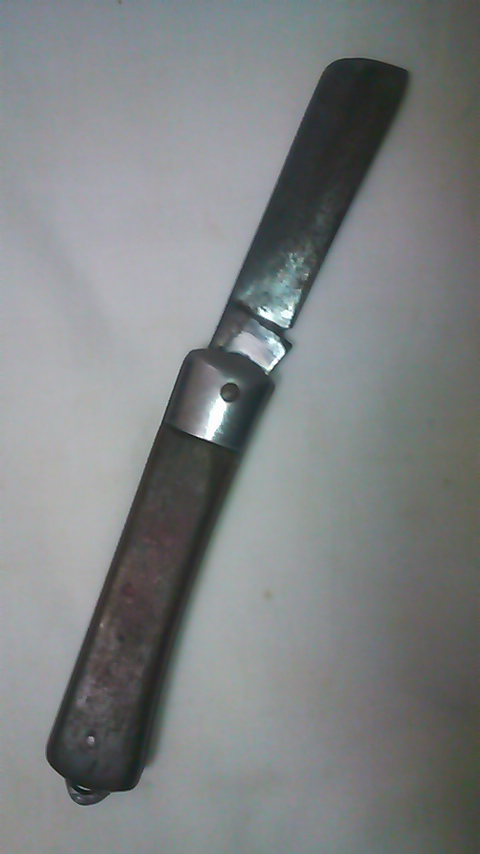 電工ナイフを研ぐ 錆身の再生 London Made 電工ナイフを研ぐ 錆身の再生 London Made