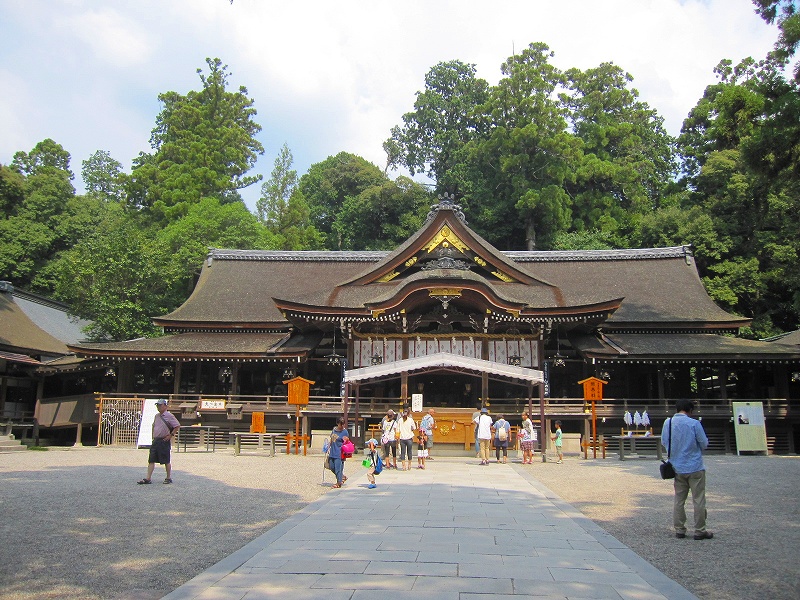 日本で一番古い神社の一つ『大神(おおみわ)神社』(奈良)20160822_e0237645_14171825.jpg