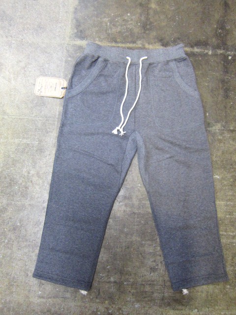 大人気のアイツが!? 素材・色・形を替えての復活です♪ Kato BASIC 8分丈SWEAT PANTS ★☆★_d0152280_15315323.jpg