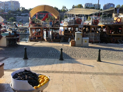 トルコ旅行 アンタルヤ☆Adalia, Turchia 〜旧市街カレイチ〜_b0246303_20512151.jpg