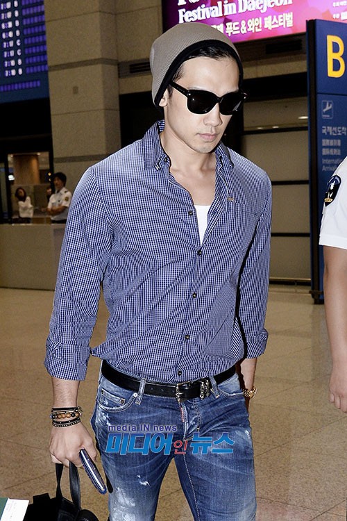 Rain　仁川空港に到着_c0047605_1871087.jpg