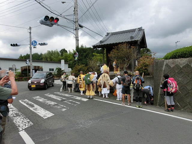 次郎長町の皆さん方のおもてなしが最高だった「村山登山道巡礼体験ウォーキングツアー」の後半_f0141310_7552221.jpg