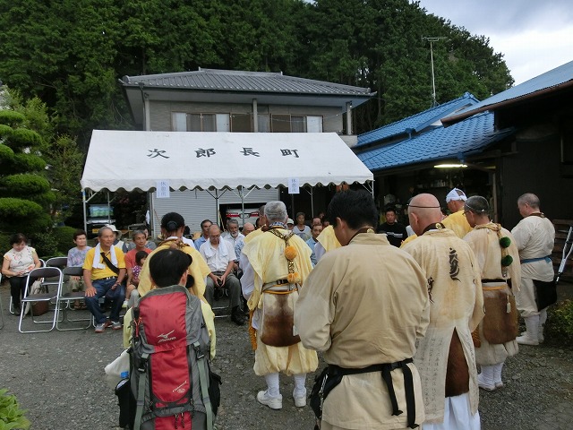 次郎長町の皆さん方のおもてなしが最高だった「村山登山道巡礼体験ウォーキングツアー」の後半_f0141310_7572675.jpg