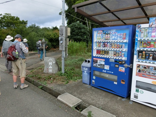次郎長町の皆さん方のおもてなしが最高だった「村山登山道巡礼体験ウォーキングツアー」の後半_f0141310_758733.jpg