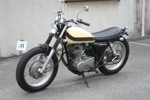 SR400カスタム　H様号写真_a0164918_19391472.jpg