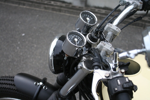 SR400カスタム　H様号写真_a0164918_19394433.jpg