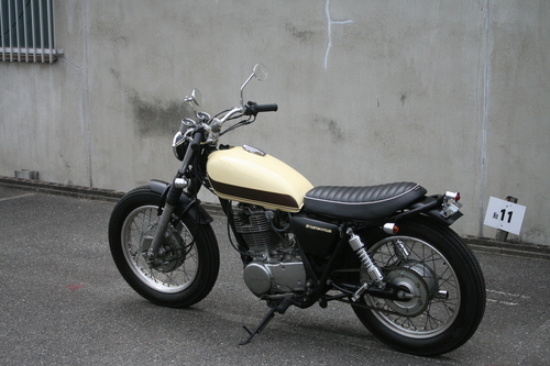 SR400カスタム　H様号写真_a0164918_1939624.jpg