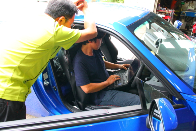 86/BRZ用プラグインECU 初期設定開始 : AVO/MoTeC Japanのブログ
