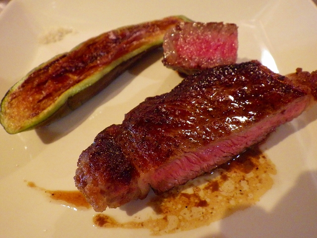 いわいずみ短角牛を食べるなら ~心にごちそう サルキッチン編~_b0206037_11432032.jpg