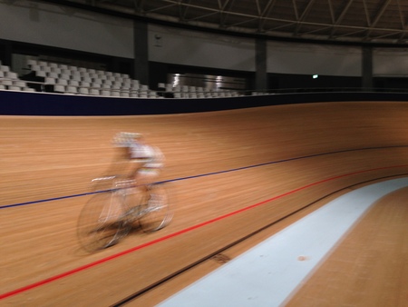 Izu Velodrome 練習 ①_a0292747_0344840.jpg