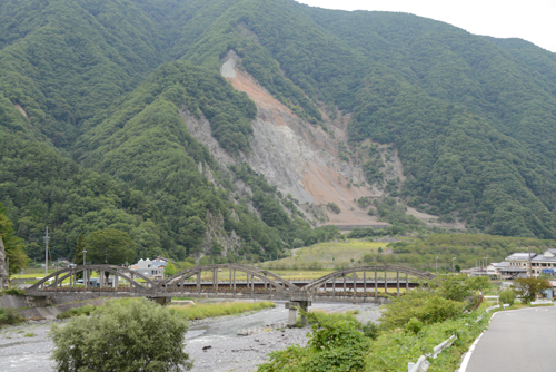未来世代の不良債権リニア新幹線ゴリ押しでJR東海がJAL・東電の二の舞になる危険~すべては国民のツケに_e0171573_1181199.jpg