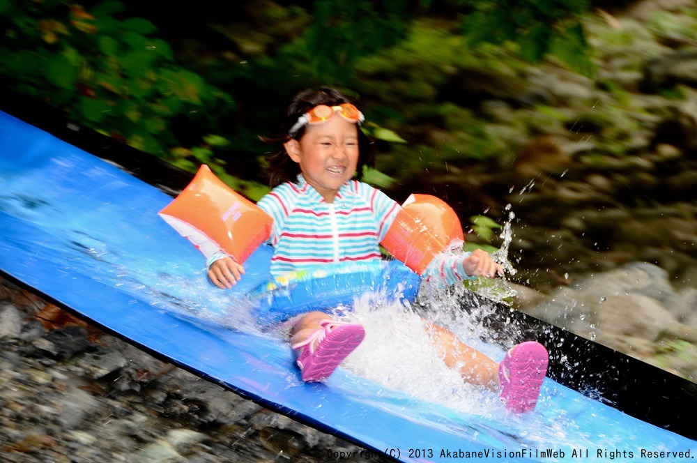 CREDIT summer camp for KIDS 2013　VOL2：キャンプDay1川遊び_b0065730_0243816.jpg