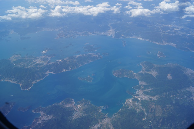 ANA便で熊本へ阿蘇の連山に感動、ANAで見る瀬戸内の美し海、ANAで行く空の旅は感動の連続　　　　　_d0181492_2123449.jpg