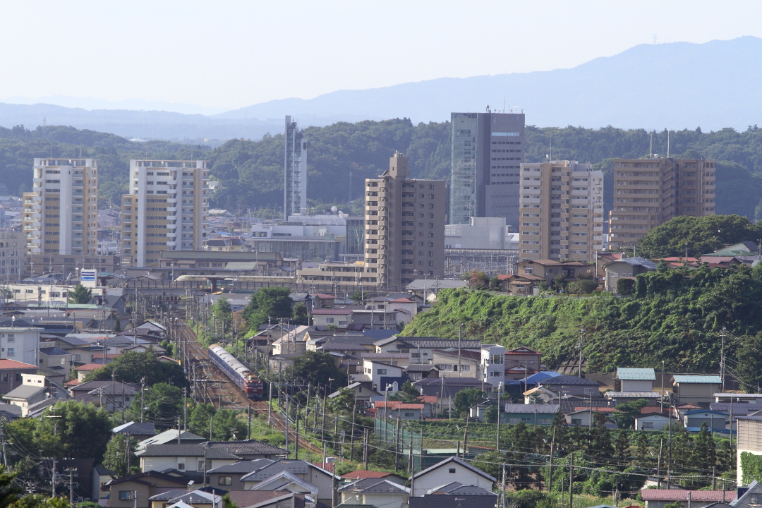 夏のあけぼの　- 2013年夏・奥羽本線 -  _b0190710_2232939.jpg