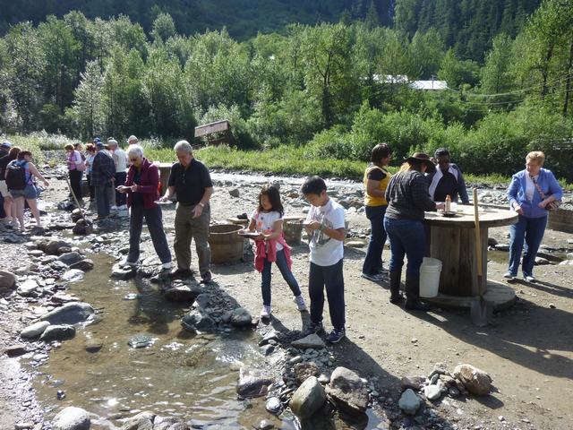 ゴールドラッシュの体験を州都JUNEAUで、金採り、_a0170045_22542023.jpg