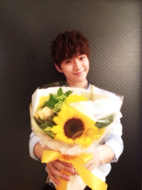 2PM ジュノ JUNHO THE BEST ペンペン リストバンド 2PM ジュノ JUNHO THE BEST ペンペン リストバンド