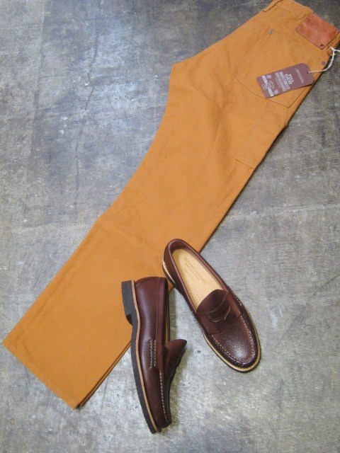 今秋冬・注目の ・・・ OLD PORT MOCCASIN (MADE IN USA)_d0152280_23335328.jpg