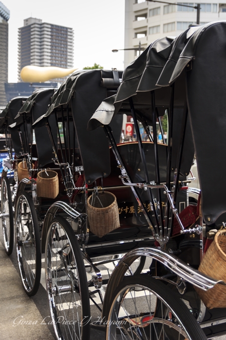 東京の写真　浅草の風景　人力車_b0133053_23571790.jpg