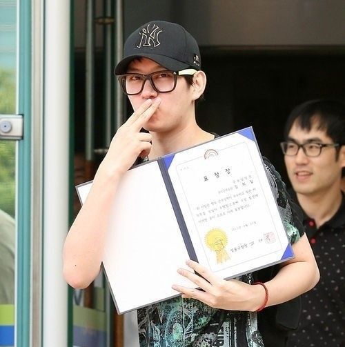 Super Junior ヒチョルが戻ってきた これからの活動は コッタバル 花束 Super Junior ヒチョルが戻ってきた これからの活動は コッタバル 花束