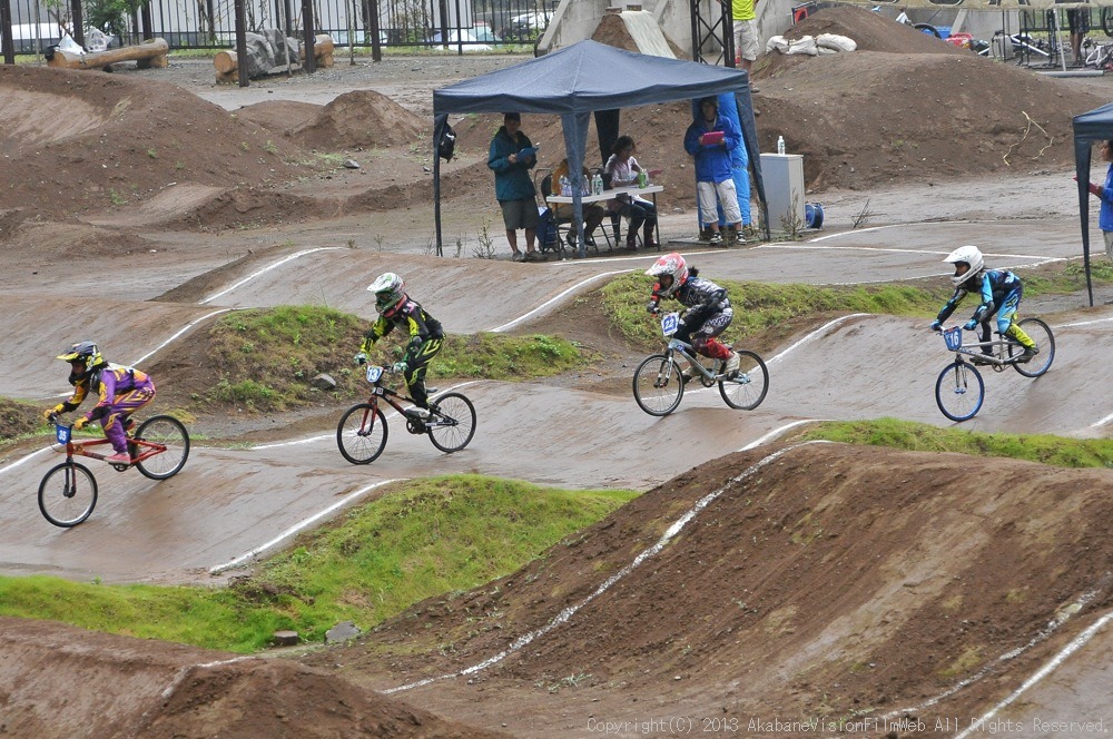 2013 JBMXFジャパンシリーズ 第４戦秩父大会vol4：G11−12，G13−14&15才以上決勝_b0065730_1137232.jpg