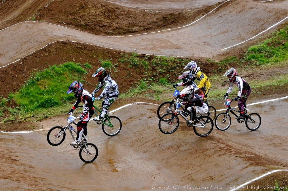 2013 JBMXFジャパンシリーズ 第４戦秩父大会vol4：G11−12，G13−14&15才以上決勝_b0065730_1144451.jpg
