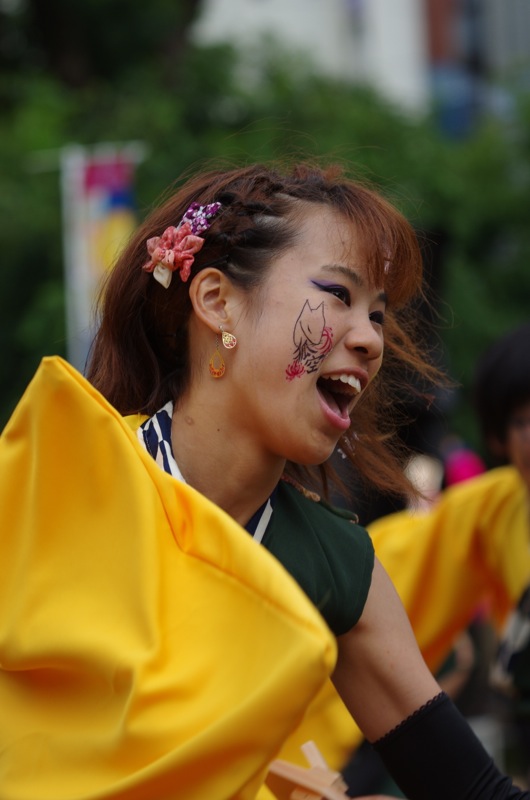 岡山うらじゃ２０１３二日目その１７（有閑踊り子一座　飛舞人）_a0009554_1123588.jpg