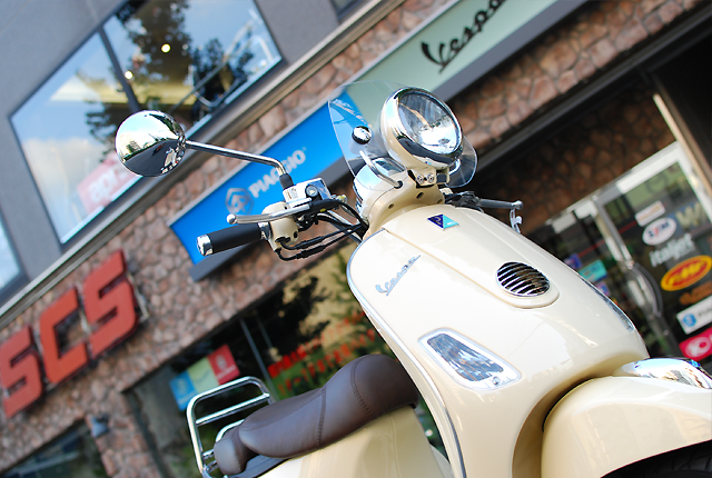 Vespa LXV125ie 限定20台 ついに入荷! : SCSブログ Vespa LXV125ie 限定20台 ついに入荷! : SCSブログ