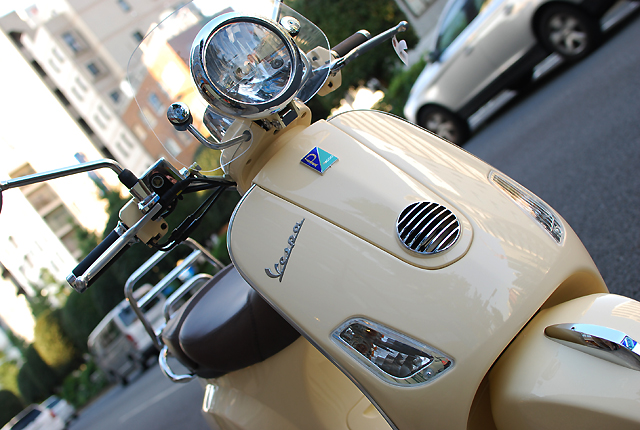 Vespa LXV125ie 限定20台　ついに入荷！_d0099181_12262958.jpg