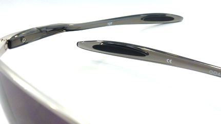OAKLEYの新作 BLENDER(ブレンダー)入荷しました!! by甲府店_f0076925_14214527.jpg