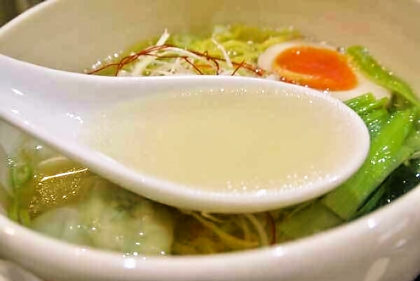 【県外ラーメン屋巡り - さしみや五坪 (東京・蒲田) -】 _a0005436_163968.jpg