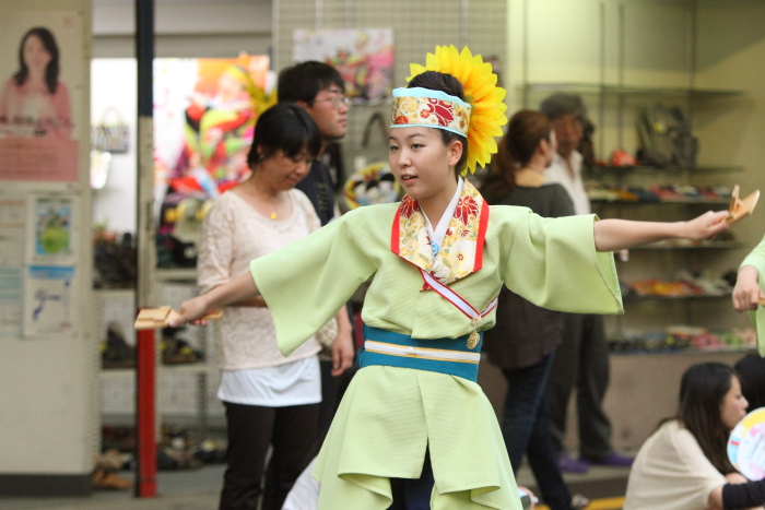 第60回よさこい祭り 本祭1日目 菜園場”菜の笑”さ組 その1_a0077663_7351988.jpg