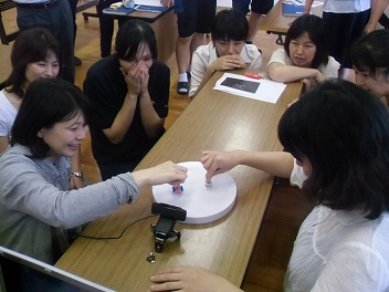 中学校でコマ大戦!_a0272042_20123562.jpg