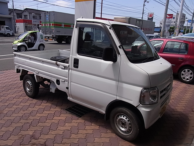 軽トラのタイヤをようやく交換!_b0186200_1204029.jpg