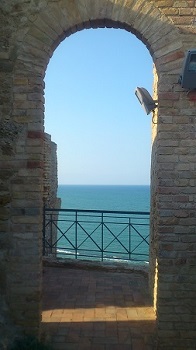 ORTONA_e0170101_1220318.jpg