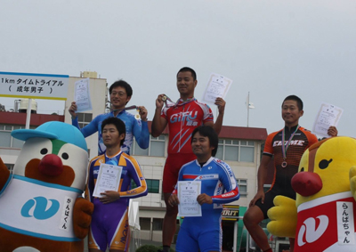 金栄堂サポート:佐野伸弥選手・第48回都道府県対抗自転車競技大会ご報告&インプレッション!_c0003493_9433894.jpg